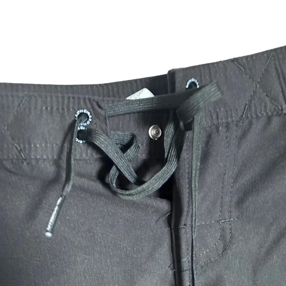 O'NEILL Shorts size 5 - Picture 7 of 7